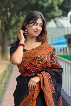 ধুপিয়ান কাপড়ের শাড়ি