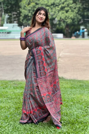 প্রিমিয়াম সফ্টসিল্ক ডিজিটাল প্রিন্ট শাড়ি